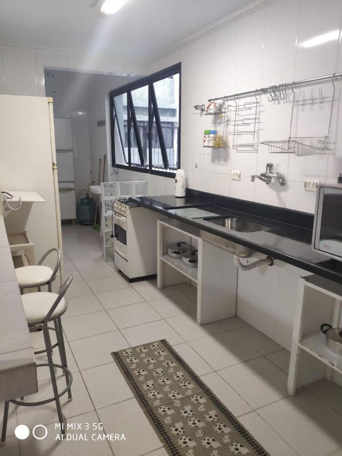 Apartamento amplo a menos de 400 metros da praia localizado próximo a praça da Brunella, área nobre do Guarujá. Extérieur photo