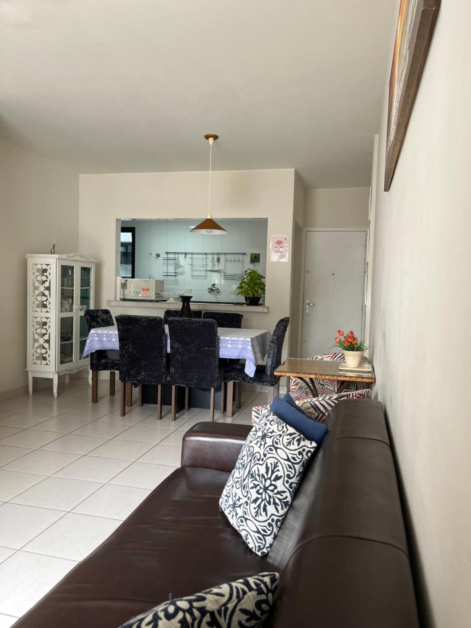 Apartamento amplo a menos de 400 metros da praia localizado próximo a praça da Brunella, área nobre do Guarujá. Extérieur photo