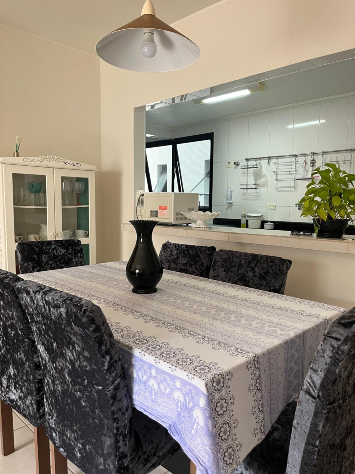 Apartamento amplo a menos de 400 metros da praia localizado próximo a praça da Brunella, área nobre do Guarujá. Extérieur photo