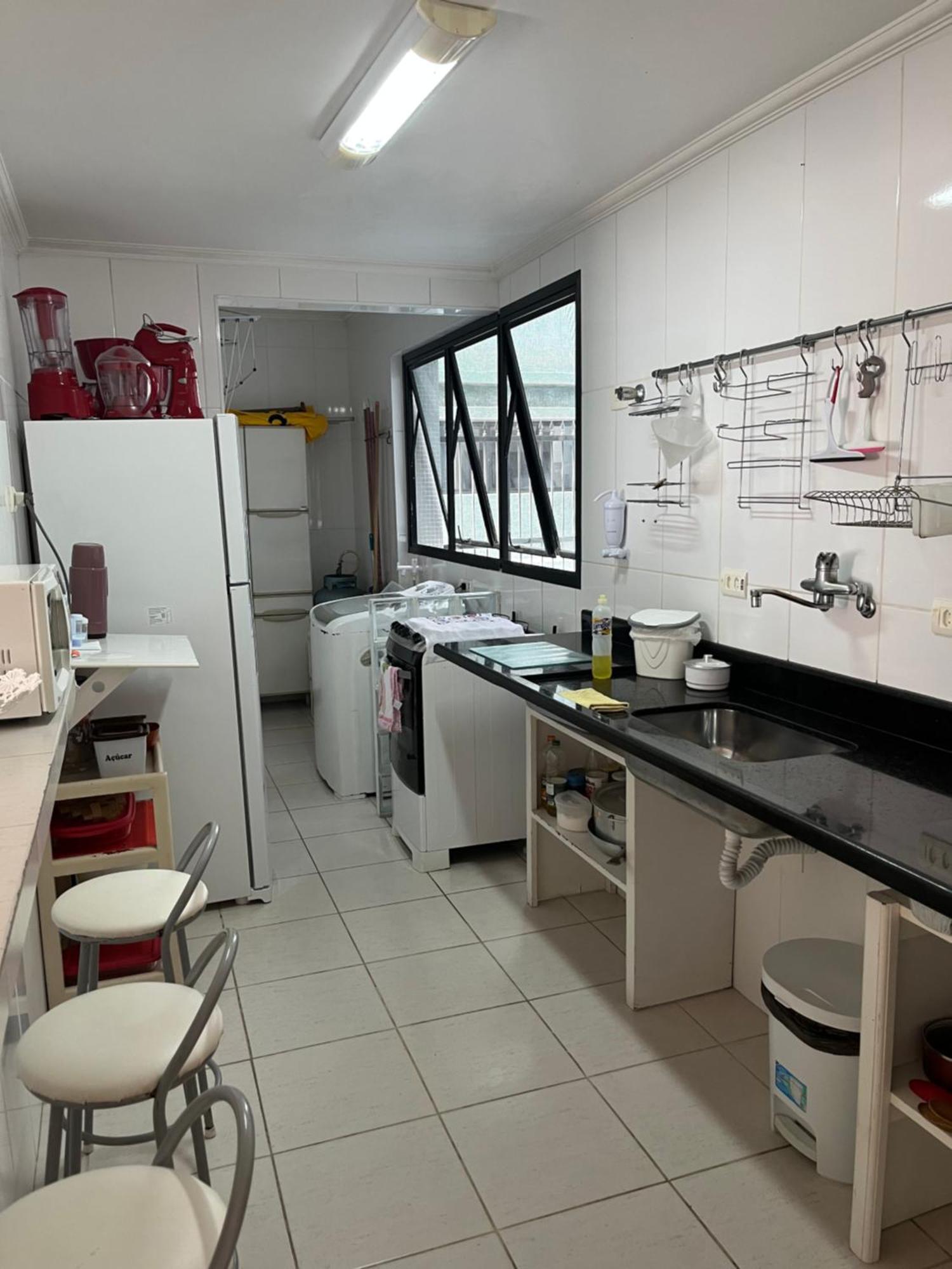 Apartamento amplo a menos de 400 metros da praia localizado próximo a praça da Brunella, área nobre do Guarujá. Extérieur photo